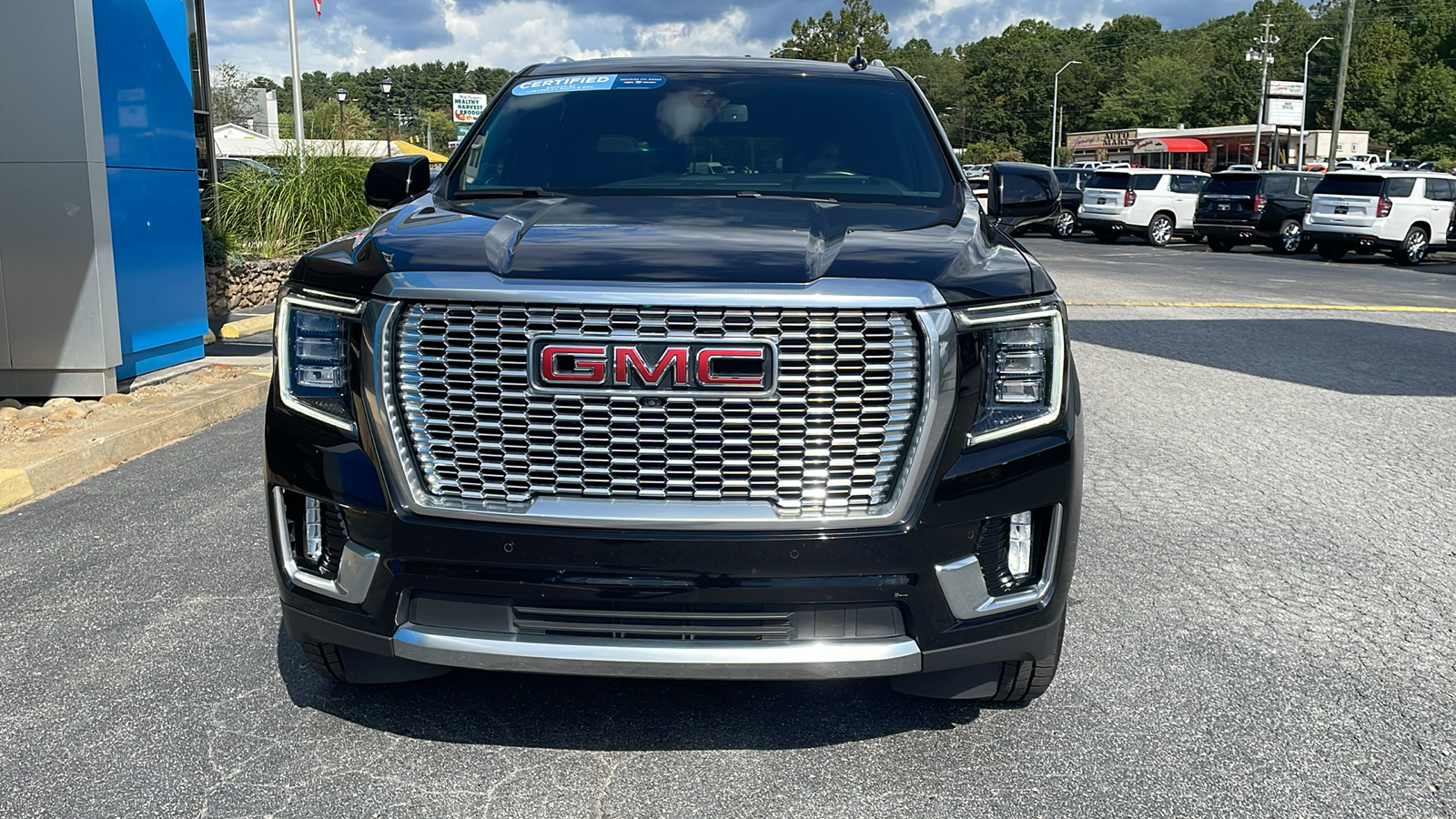 2021 GMC Yukon Denali 2