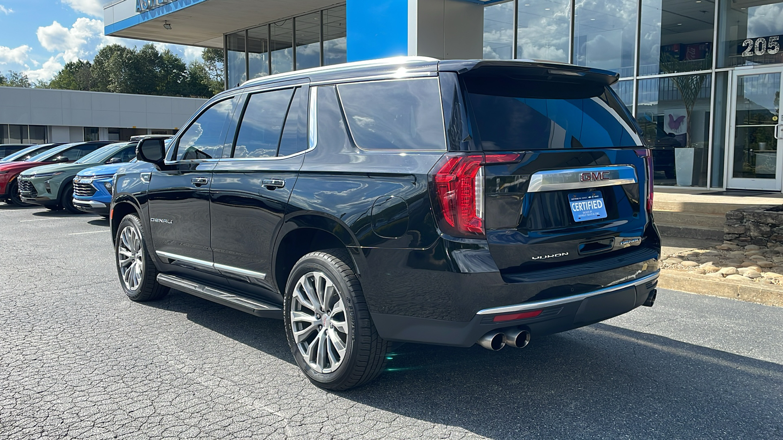 2021 GMC Yukon Denali 5