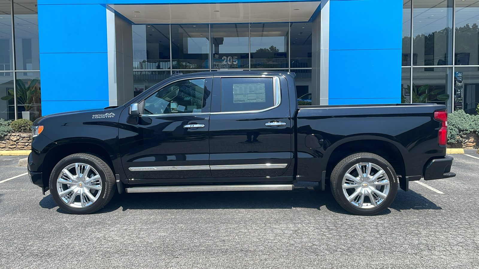 2025 Chevrolet Silverado 1500 High Country 4