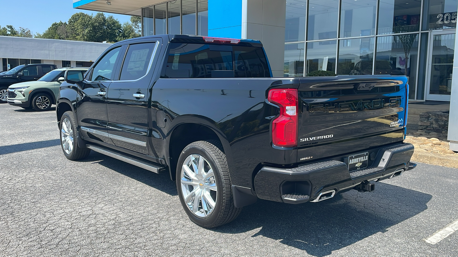 2025 Chevrolet Silverado 1500 High Country 5