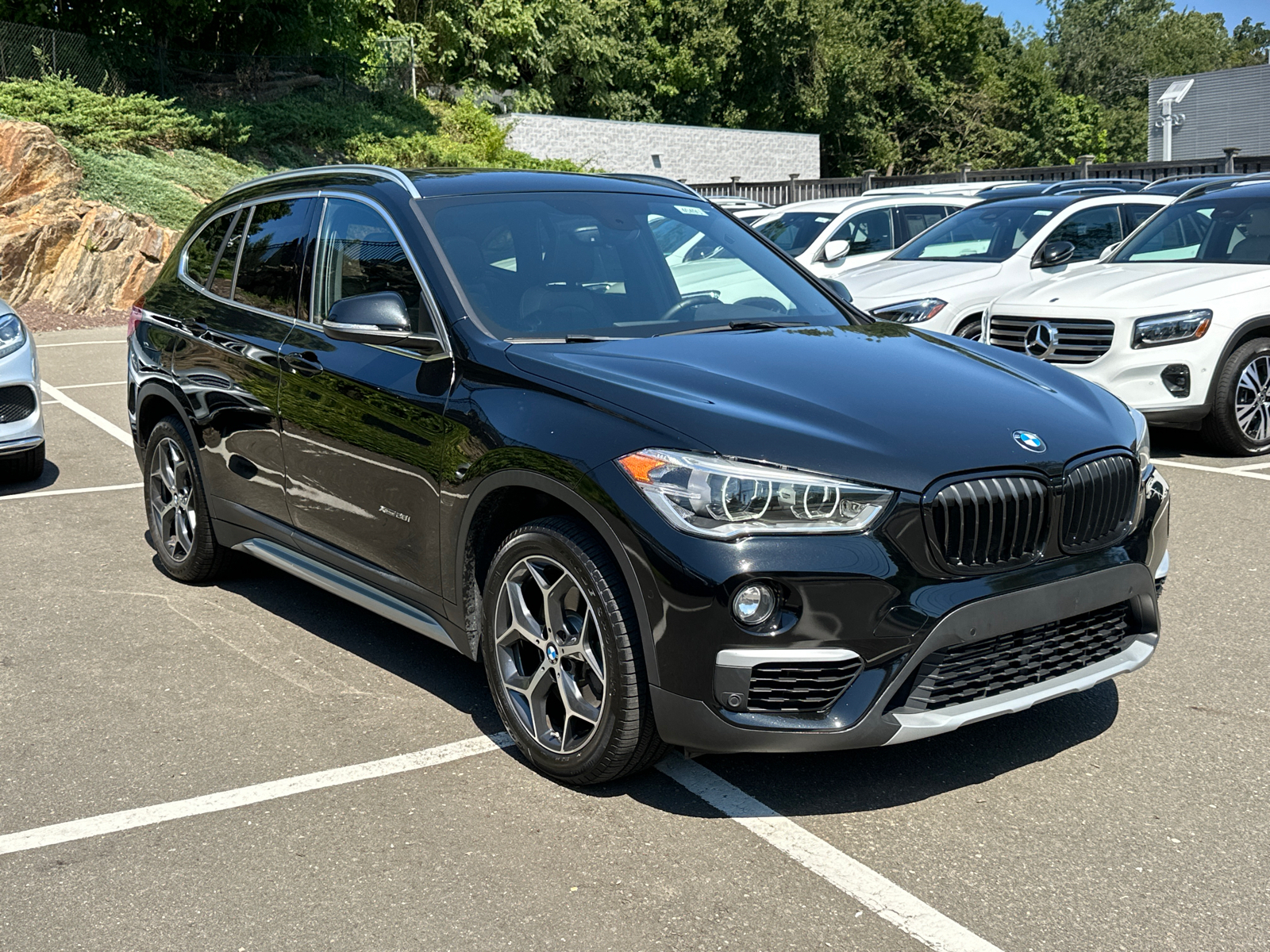 2017 BMW X1 xDrive28i 1