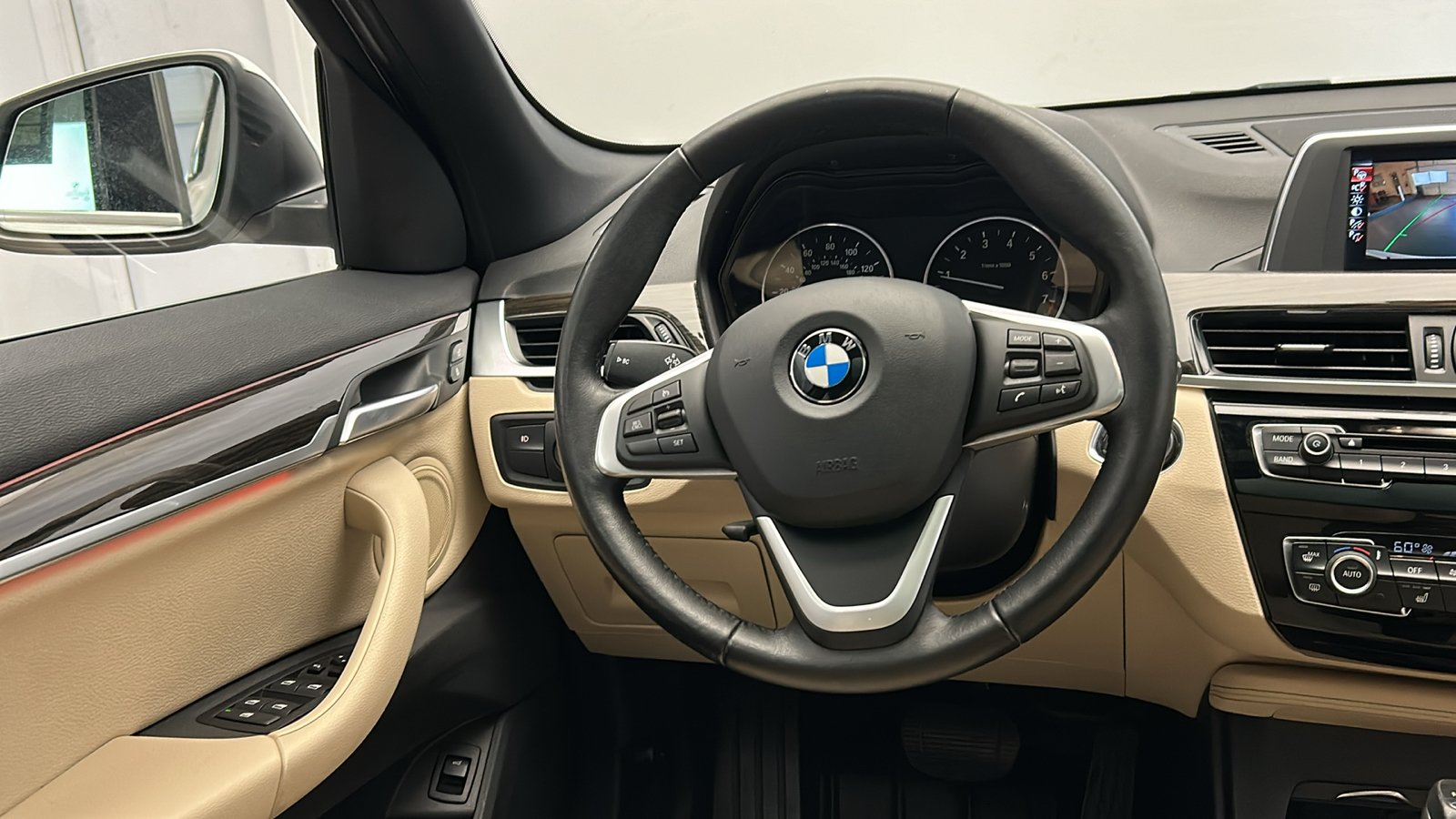 2017 BMW X1 xDrive28i 24