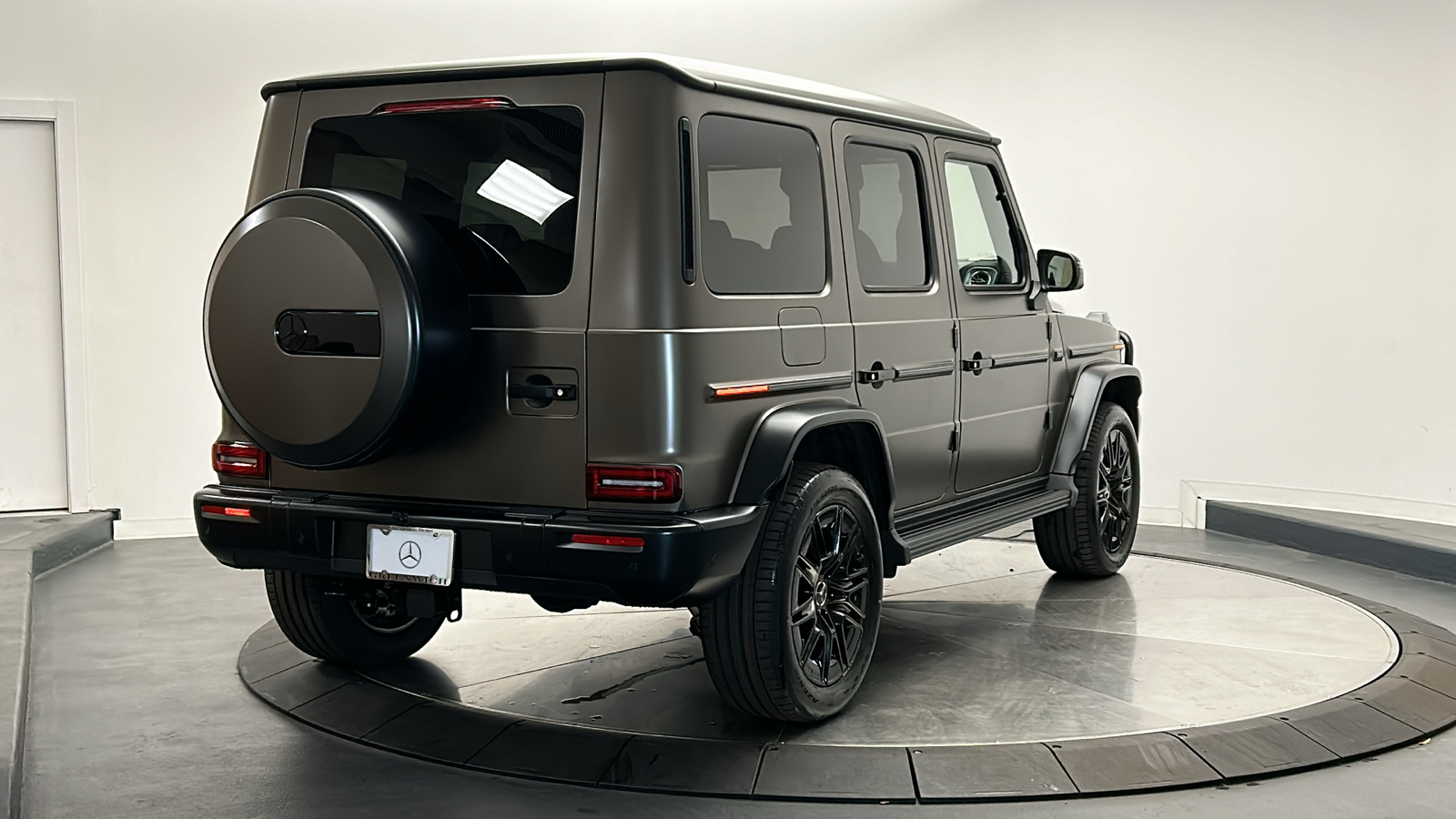 2025 Mercedes-Benz G-Class G 550 7