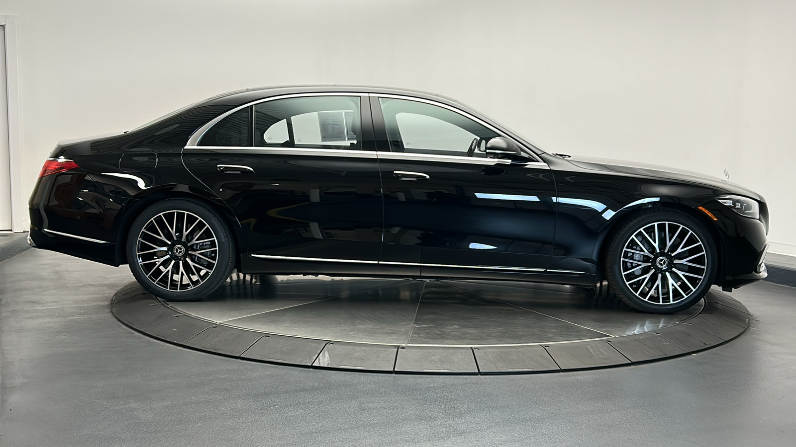 2021 Mercedes-Benz S-Class S 580 8