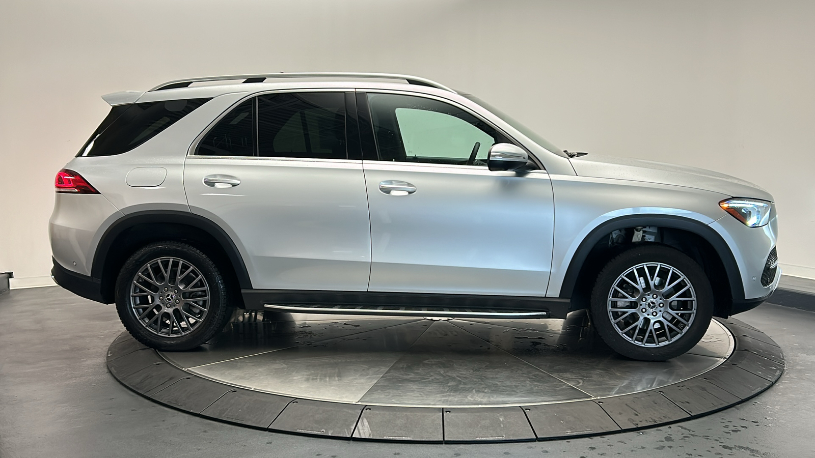 2021 Mercedes-Benz GLE GLE 350 8