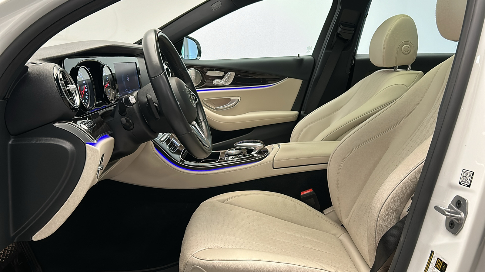 2019 Mercedes-Benz E-Class E 450 12