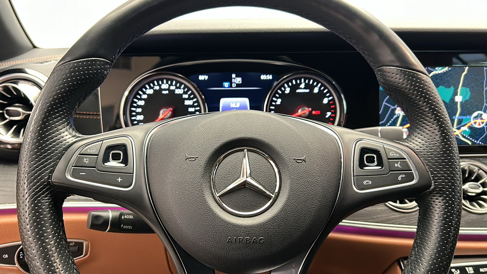 2018 Mercedes-Benz E-Class E 400 13