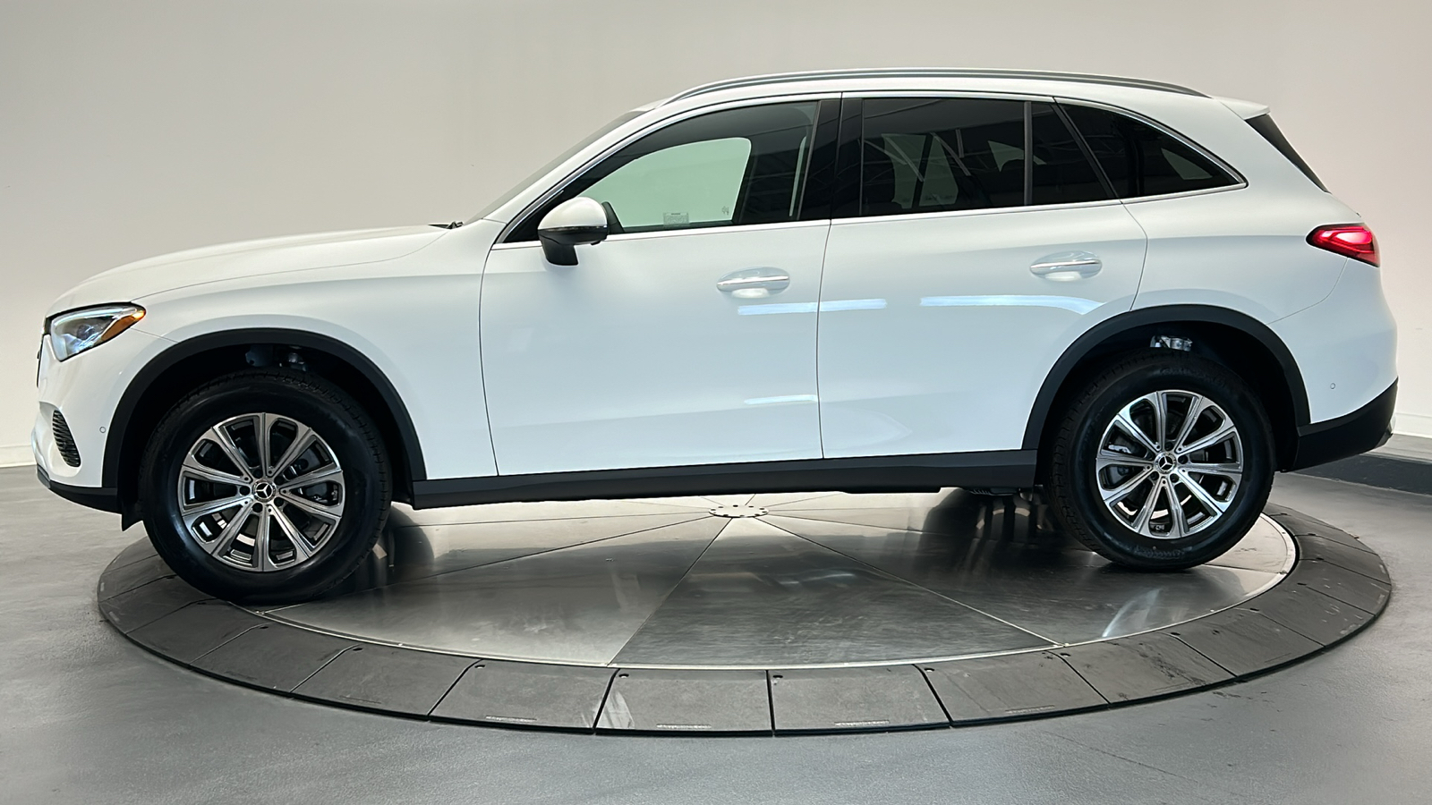 2024 Mercedes-Benz GLC GLC 300 4