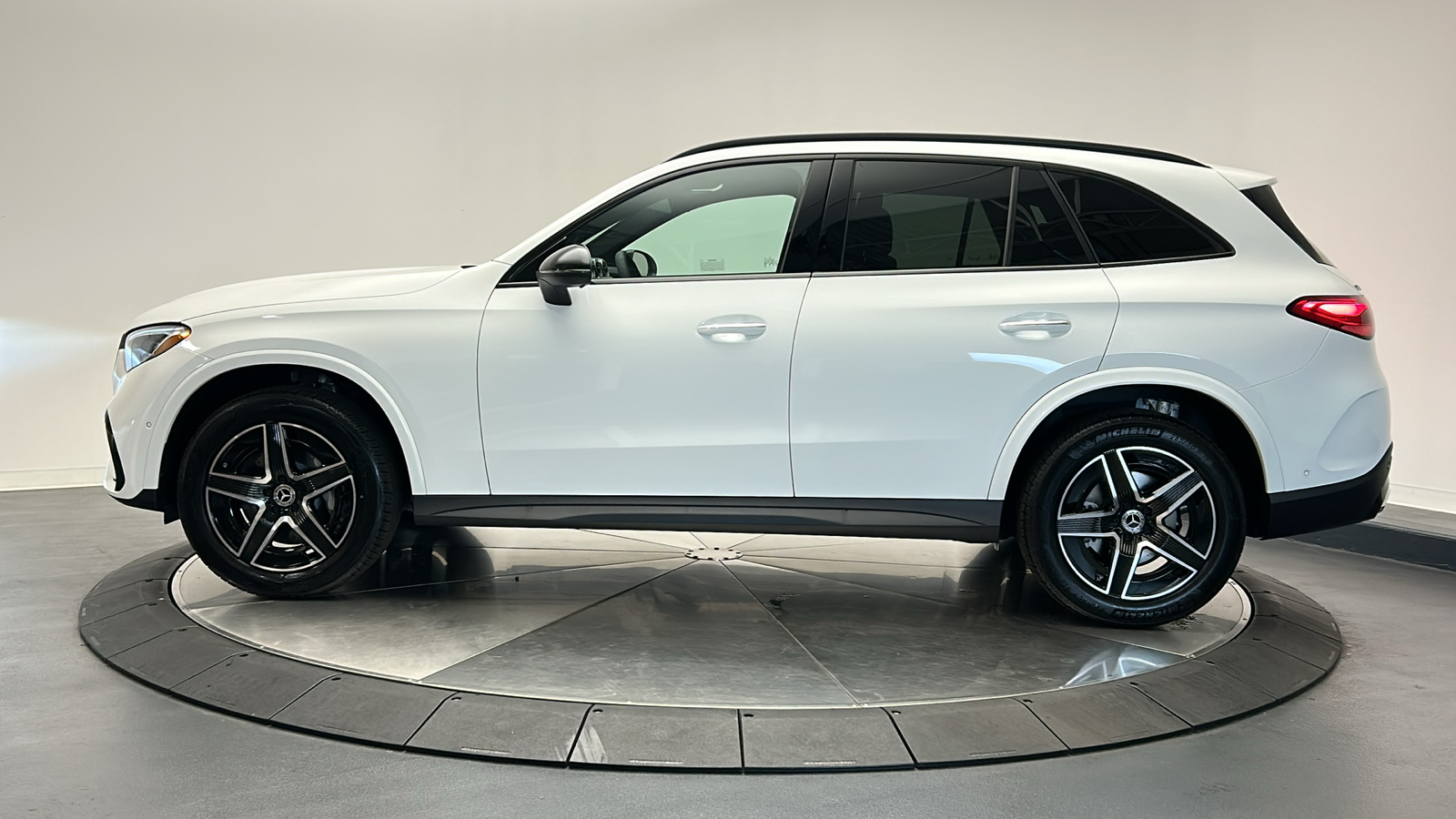 2024 Mercedes-Benz GLC GLC 300 4