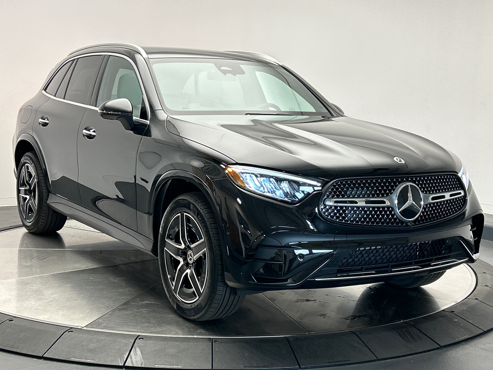 2024 Mercedes-Benz GLC GLC 300 1