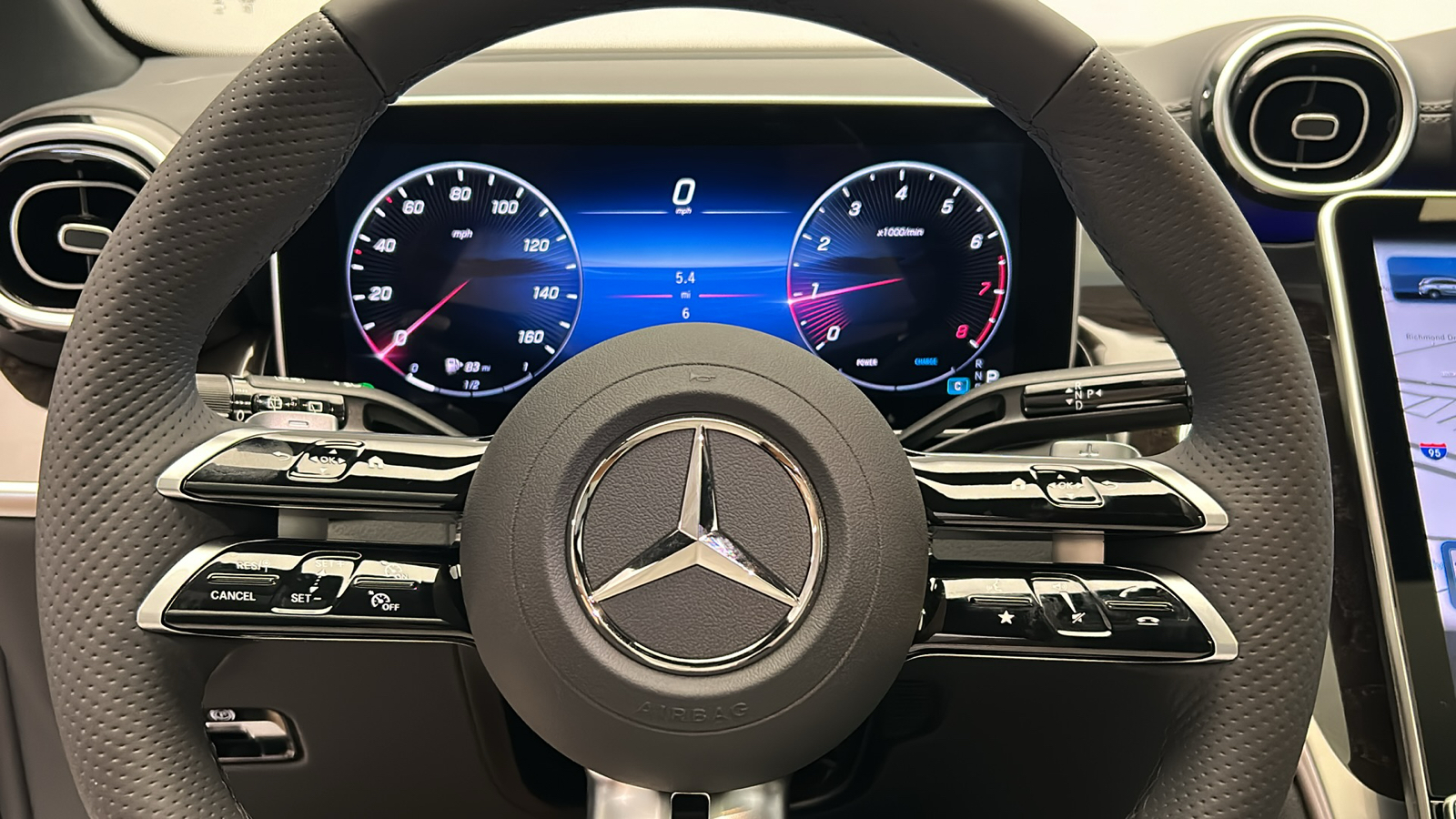 2024 Mercedes-Benz GLC GLC 300 13