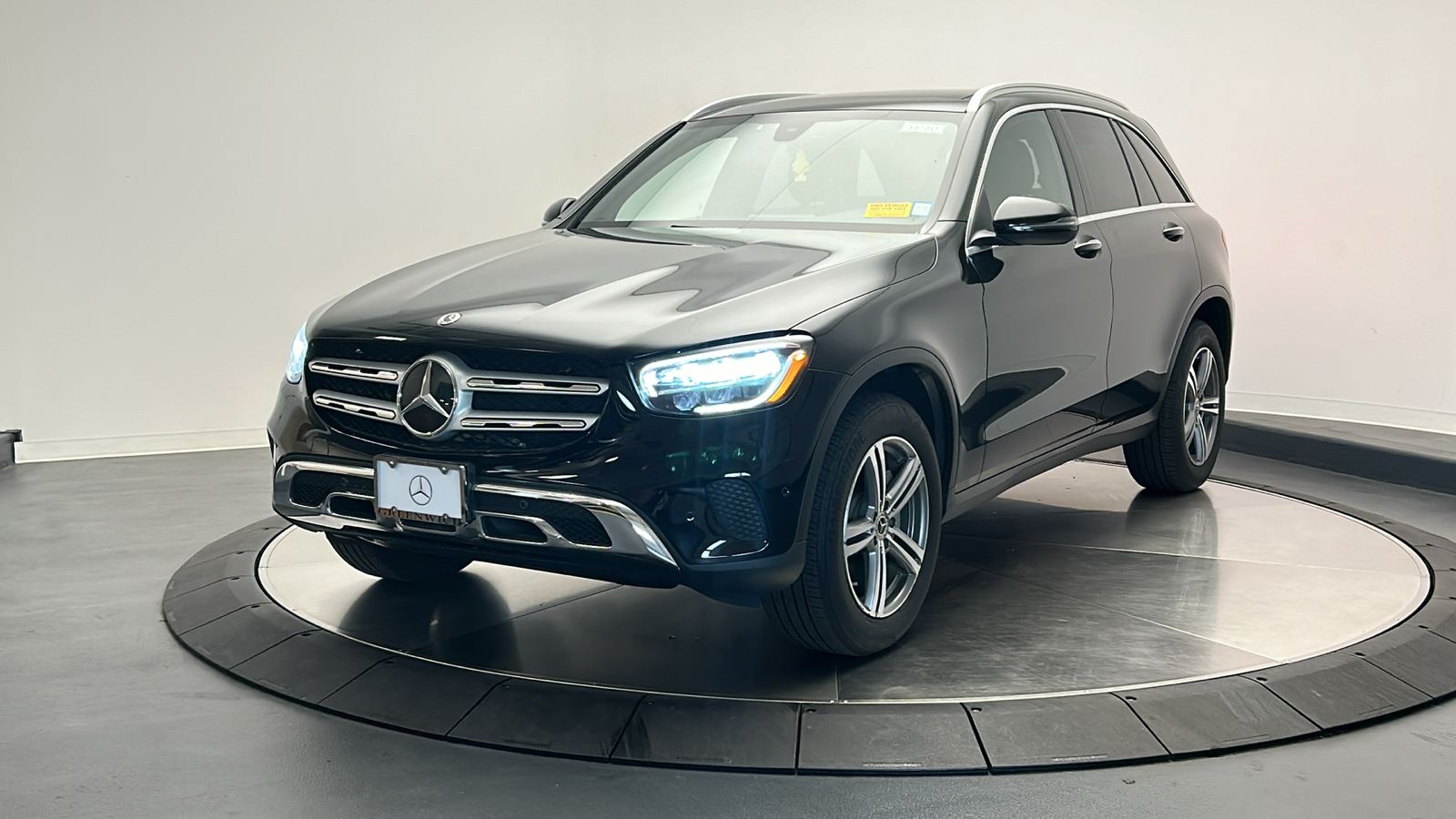 2021 Mercedes-Benz GLC GLC 300 3