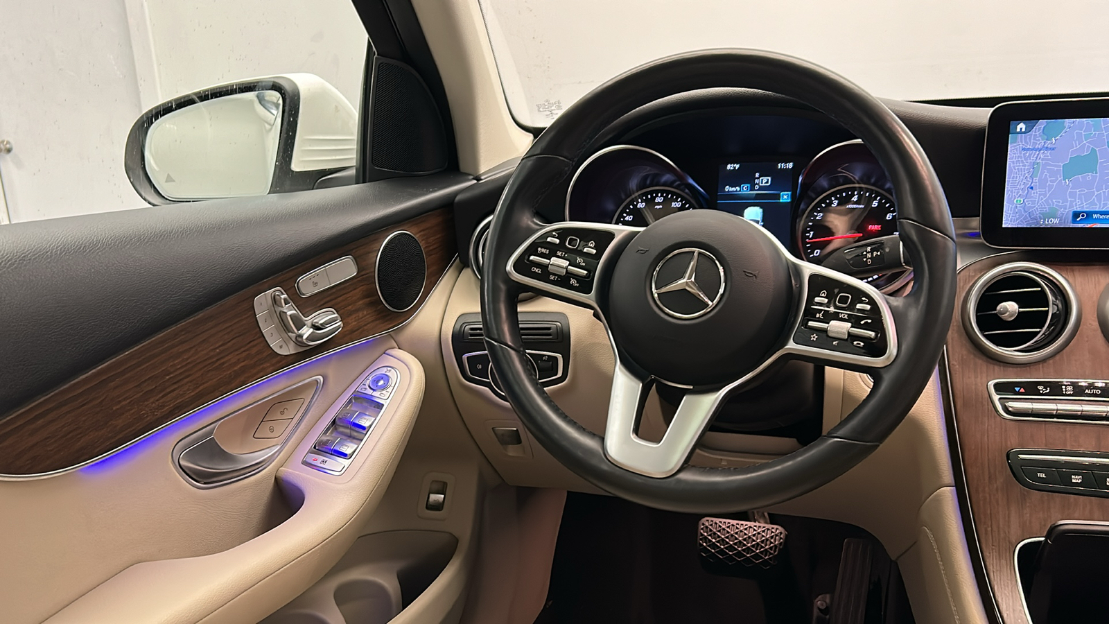 2021 Mercedes-Benz GLC GLC 300 24