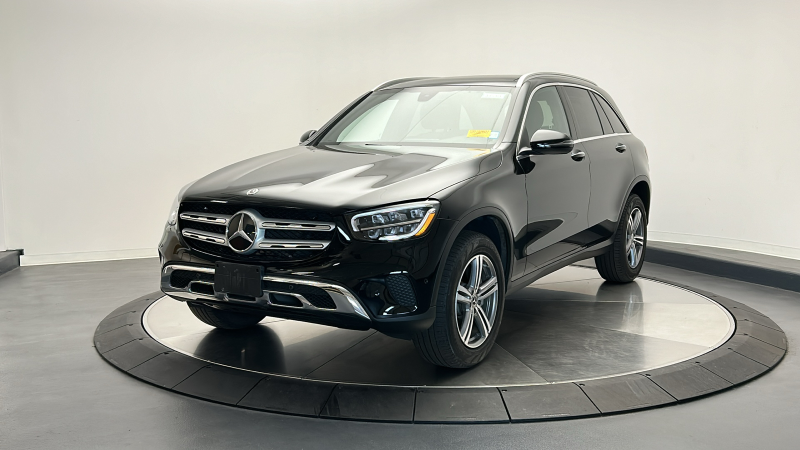 2021 Mercedes-Benz GLC GLC 300 3