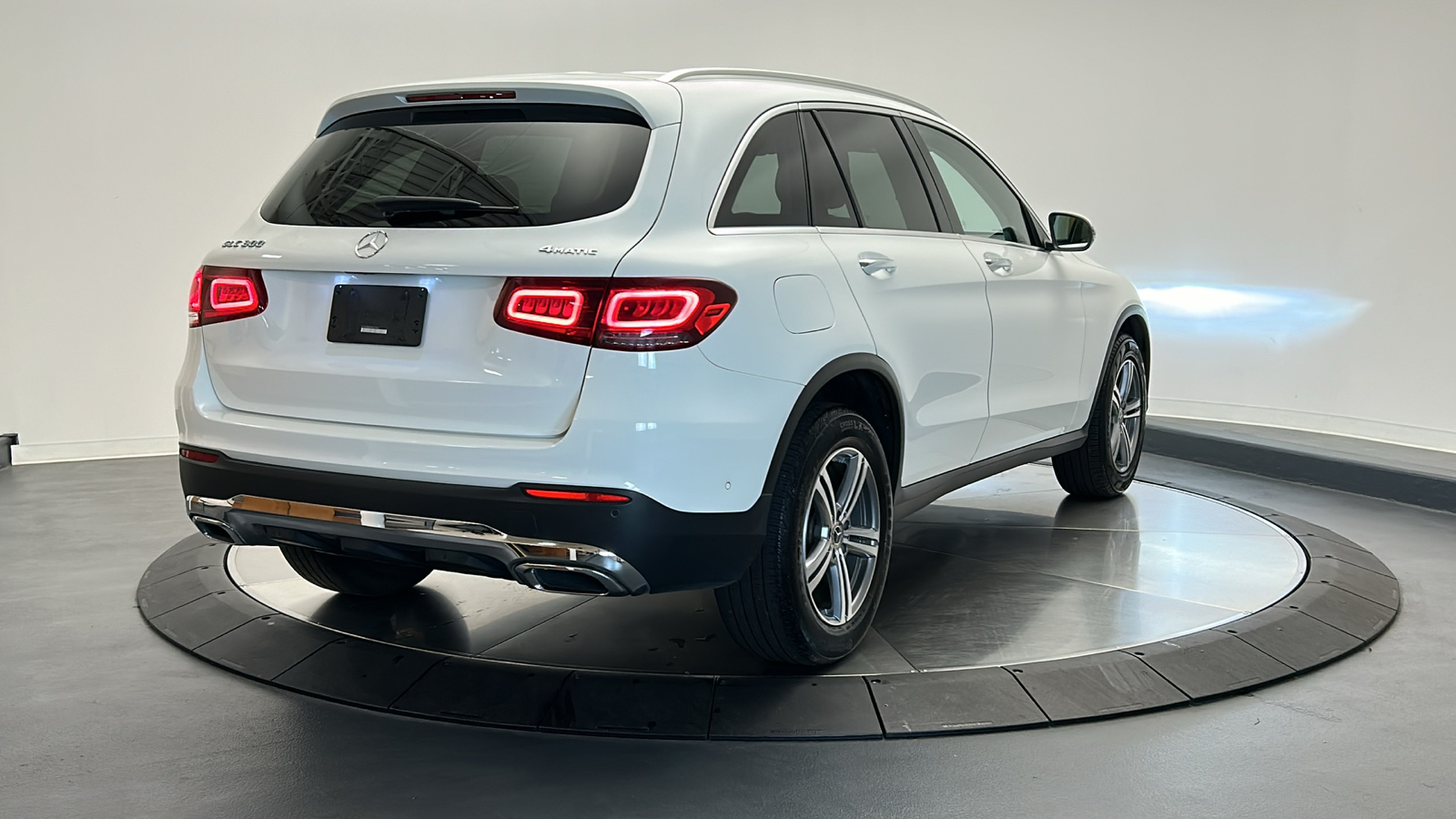 2021 Mercedes-Benz GLC GLC 300 7