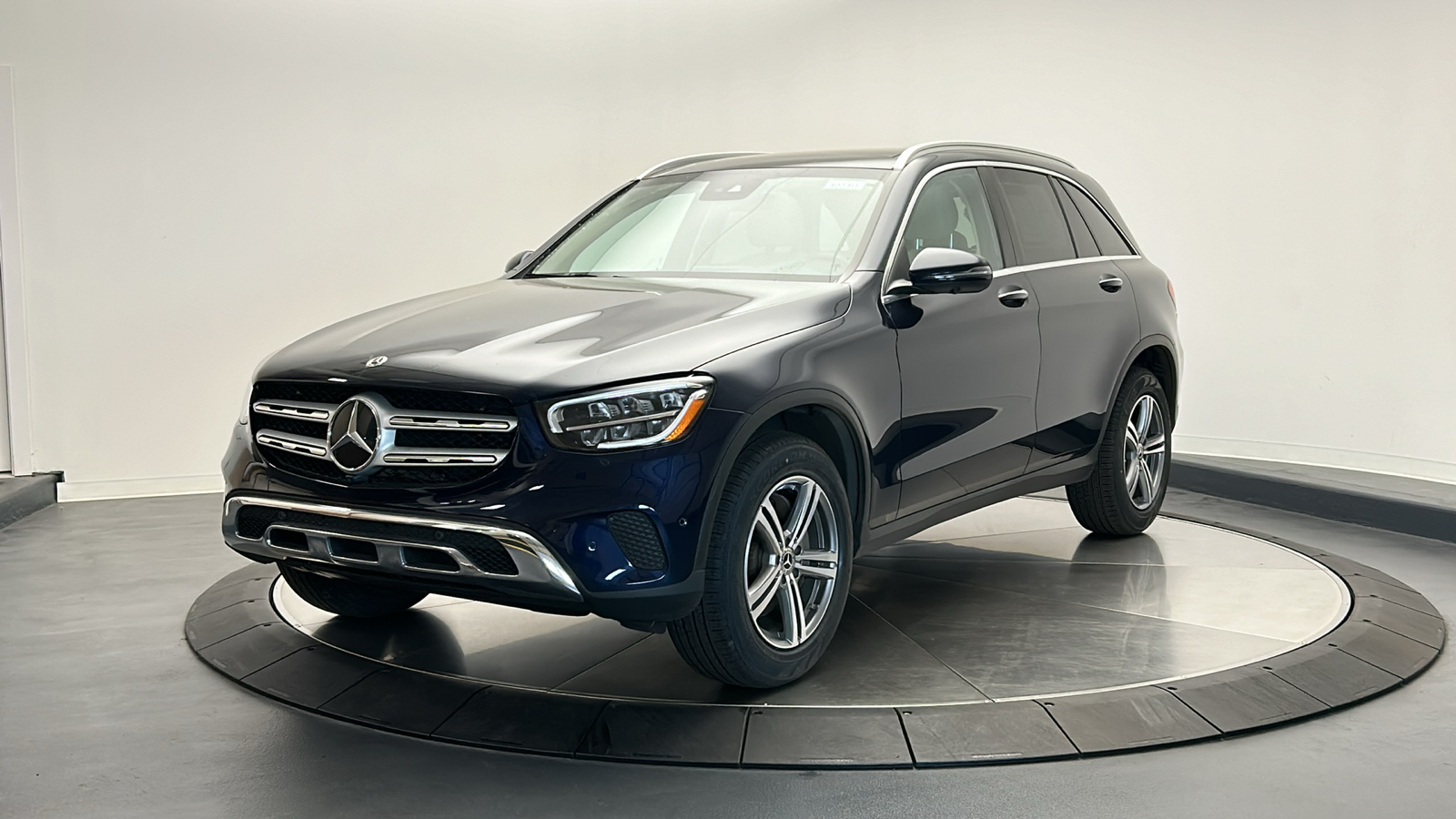 2022 Mercedes-Benz GLC GLC 300 3