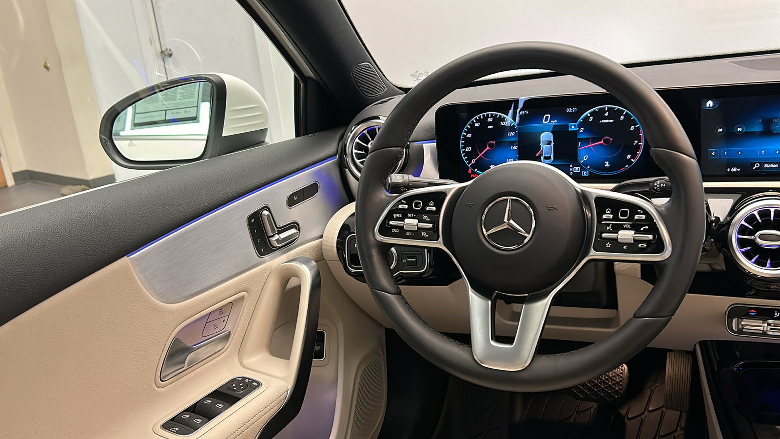 2021 Mercedes-Benz A-Class A 220 24