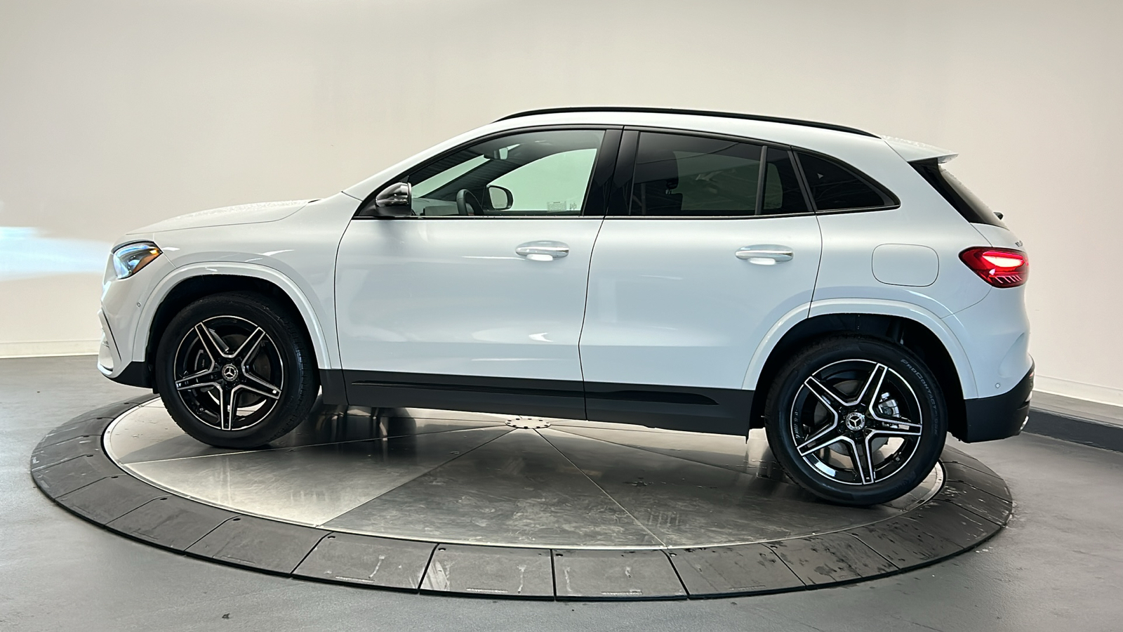 2024 Mercedes-Benz GLA GLA 250 4