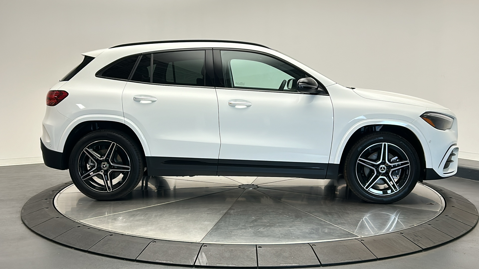 2024 Mercedes-Benz GLA GLA 250 8