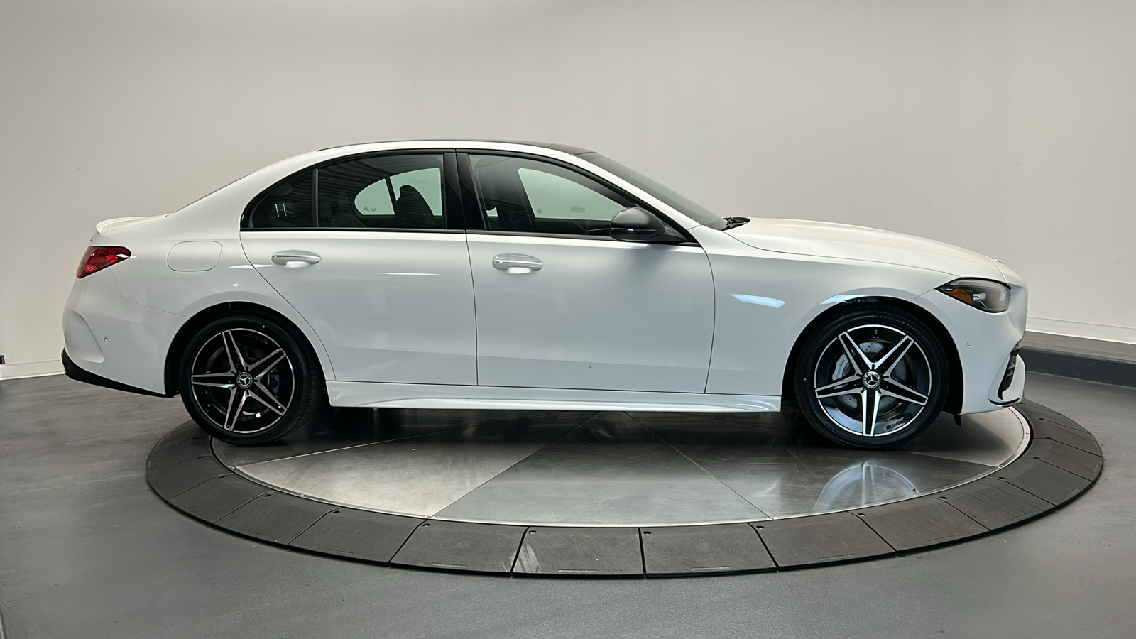 2024 Mercedes-Benz C-Class C 300 8