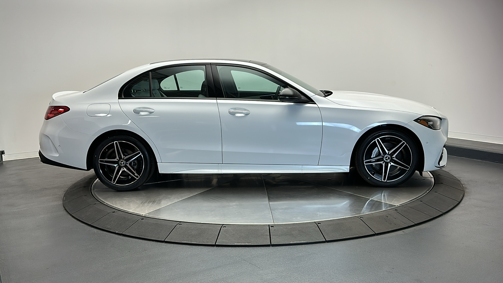 2024 Mercedes-Benz C-Class C 300 8