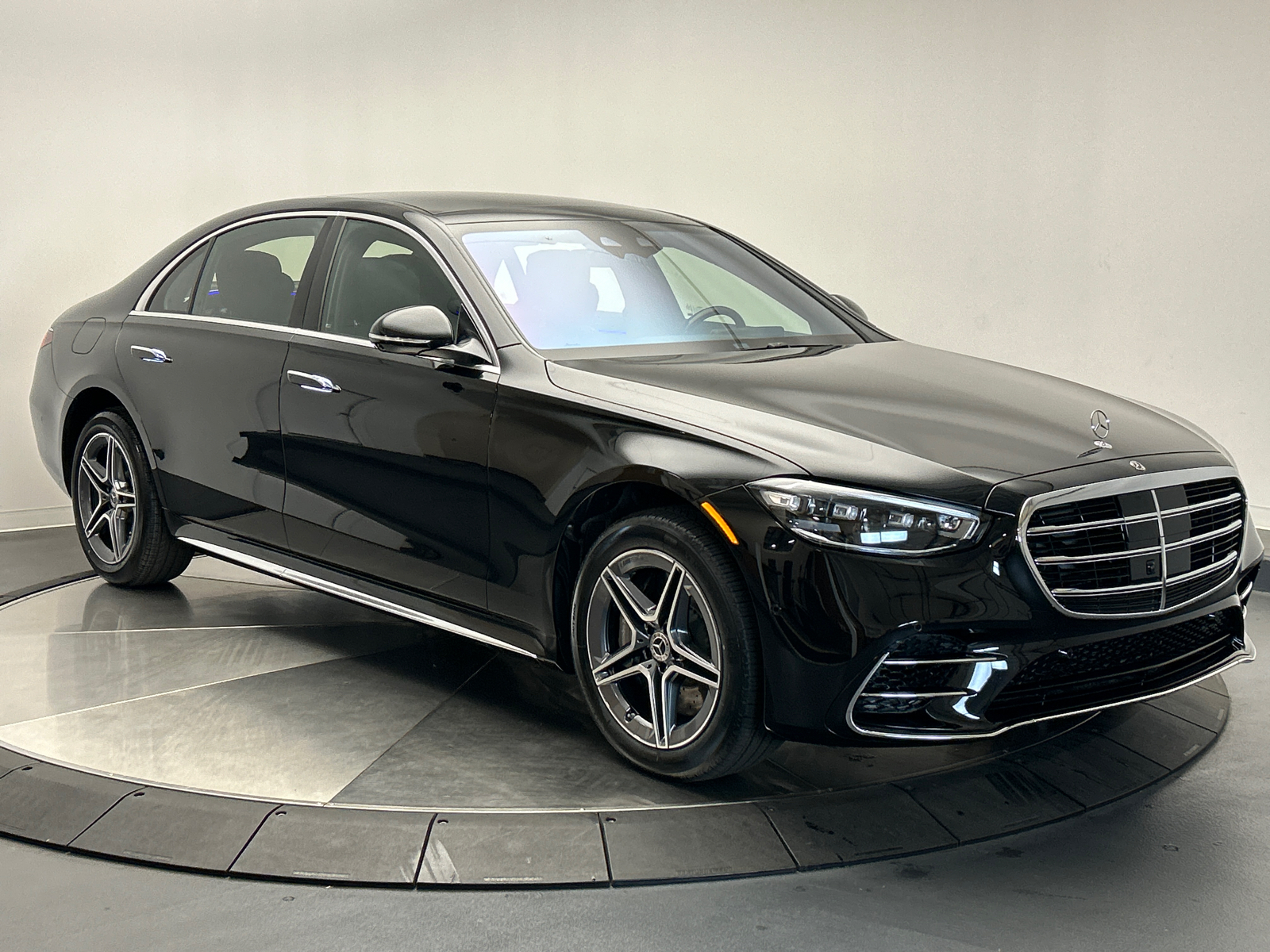 2024 Mercedes-Benz S-Class S 580 1