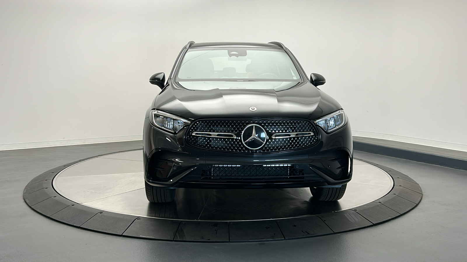 2024 Mercedes-Benz GLC GLC 300 2