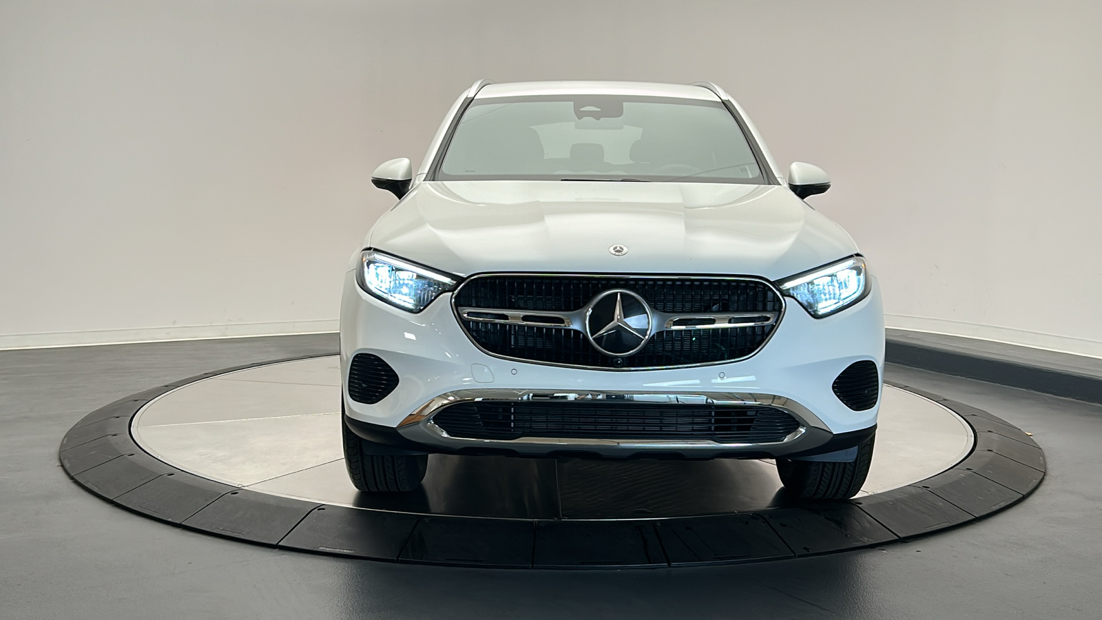 2024 Mercedes-Benz GLC GLC 300 2