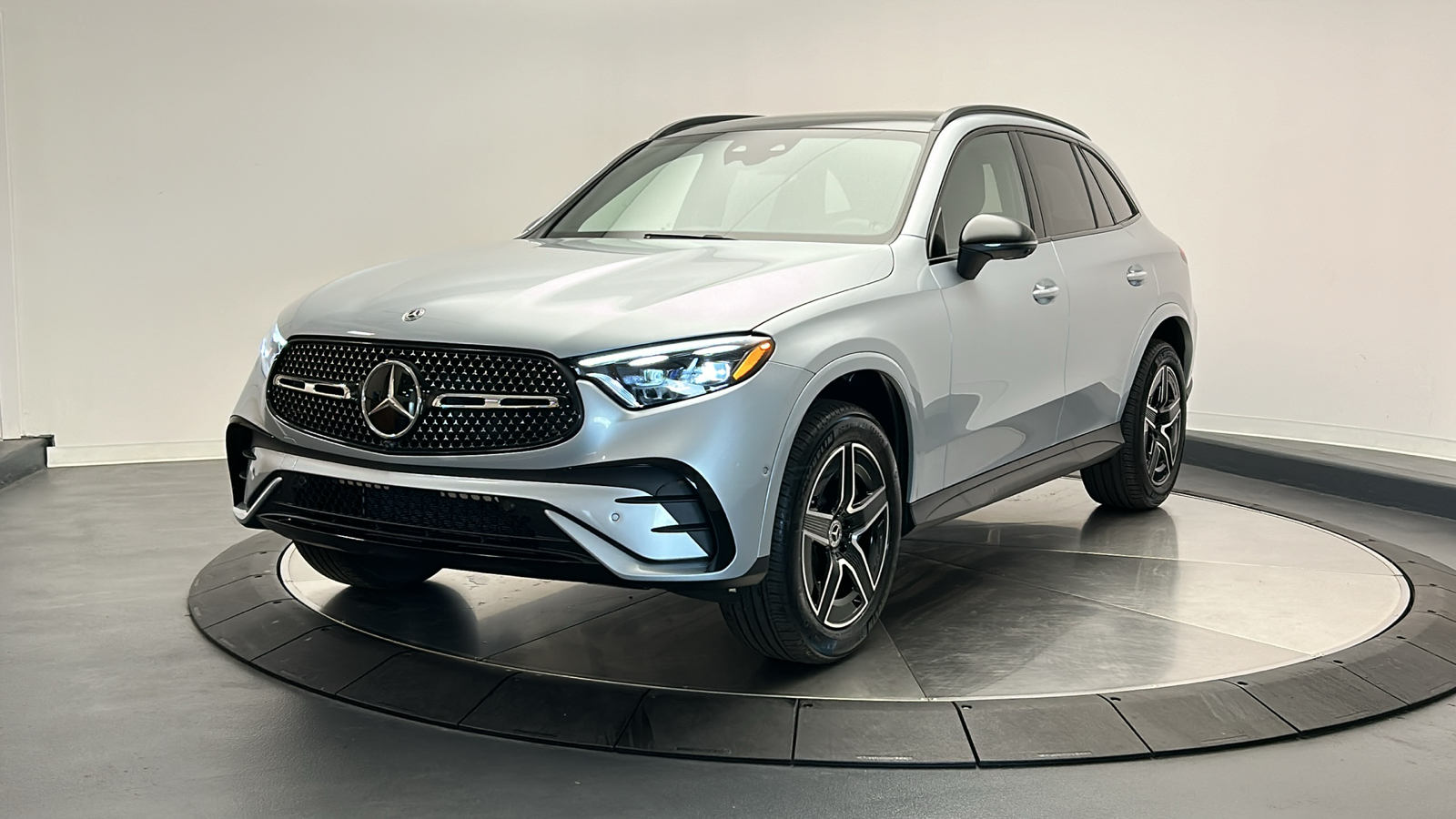 2024 Mercedes-Benz GLC GLC 300 3