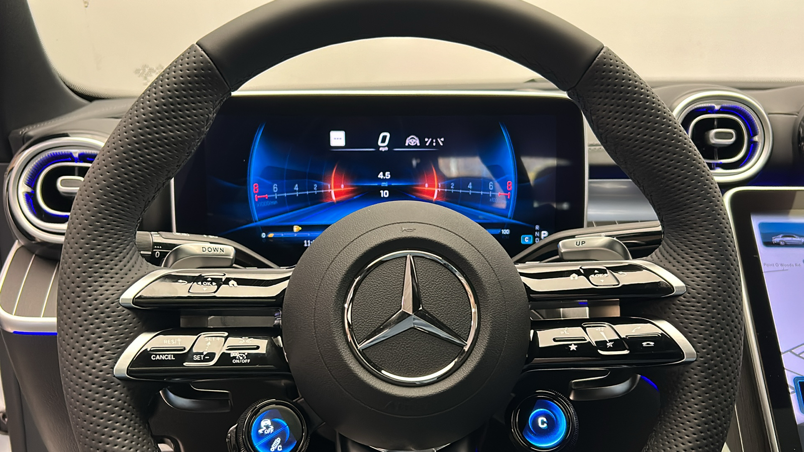 2024 Mercedes-Benz C-Class C 63 S AMG 13