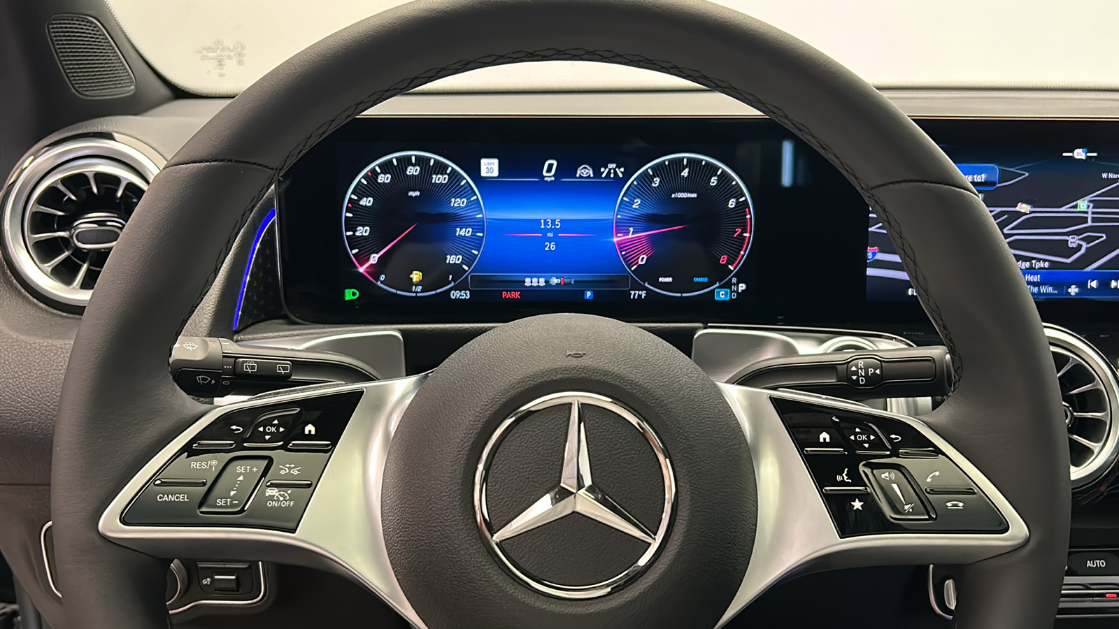 2024 Mercedes-Benz GLB GLB 250 13