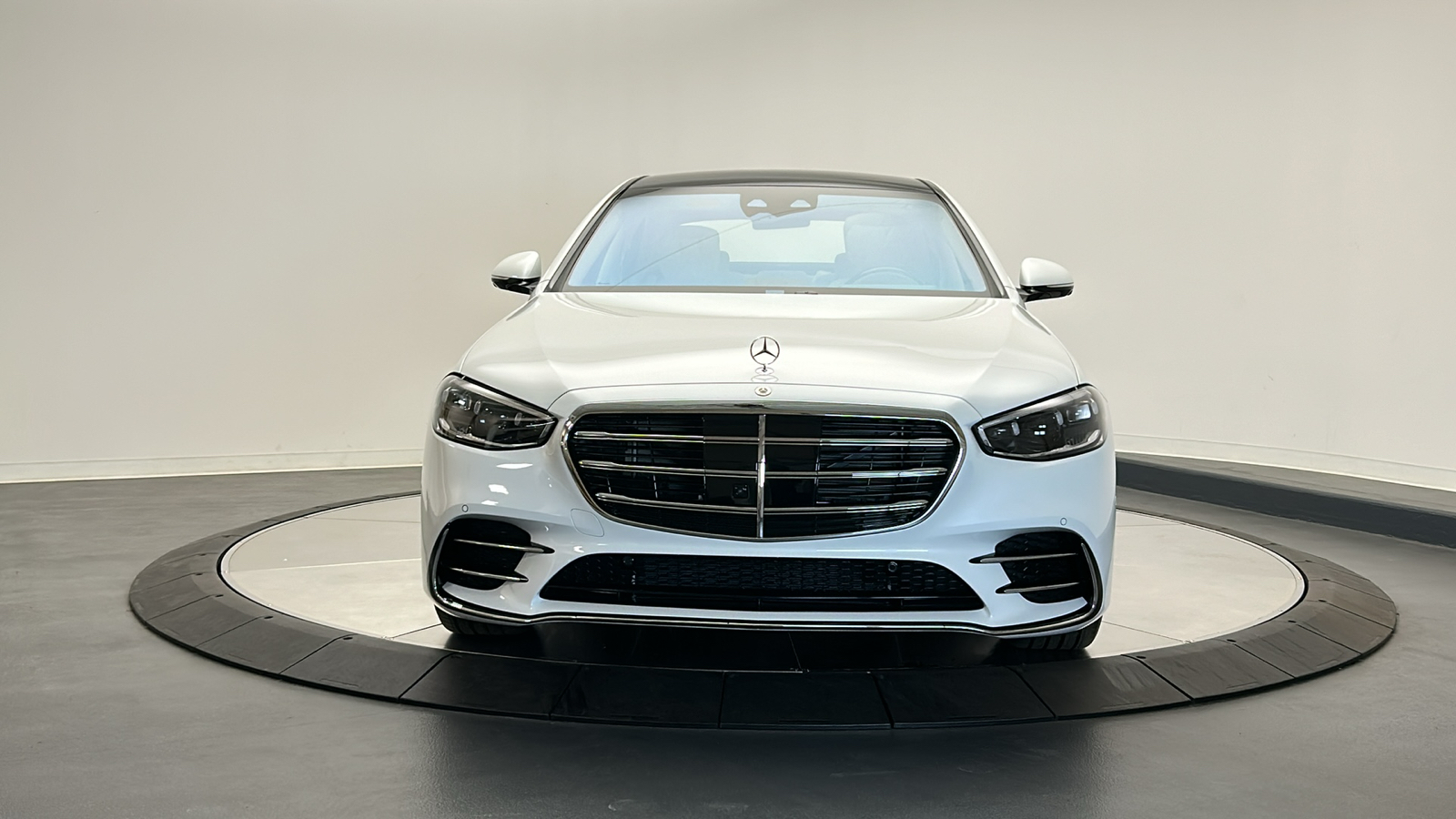 2025 Mercedes-Benz S-Class S 580e 2