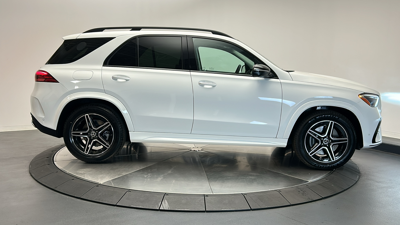 2025 Mercedes-Benz GLE GLE 350 8