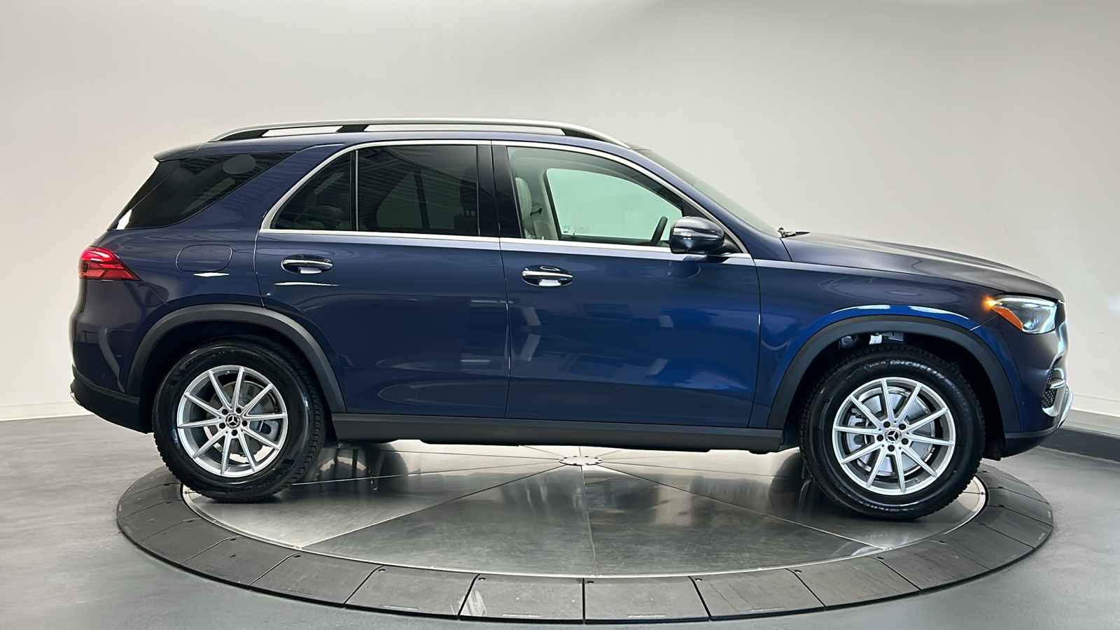 2025 Mercedes-Benz GLE GLE 350 8