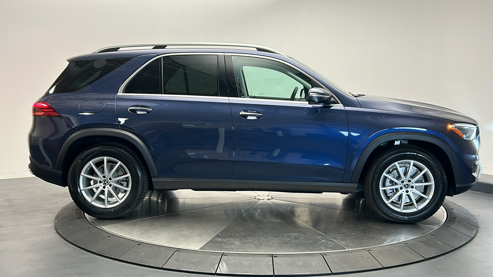 2025 Mercedes-Benz GLE GLE 350 8