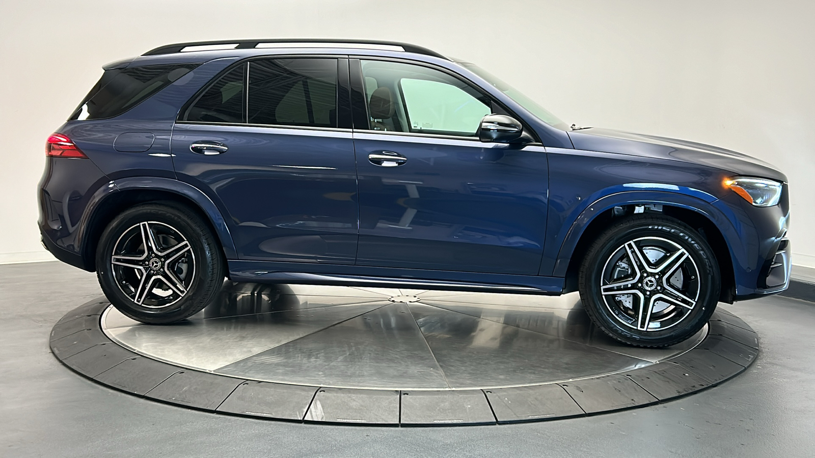 2025 Mercedes-Benz GLE GLE 350 8