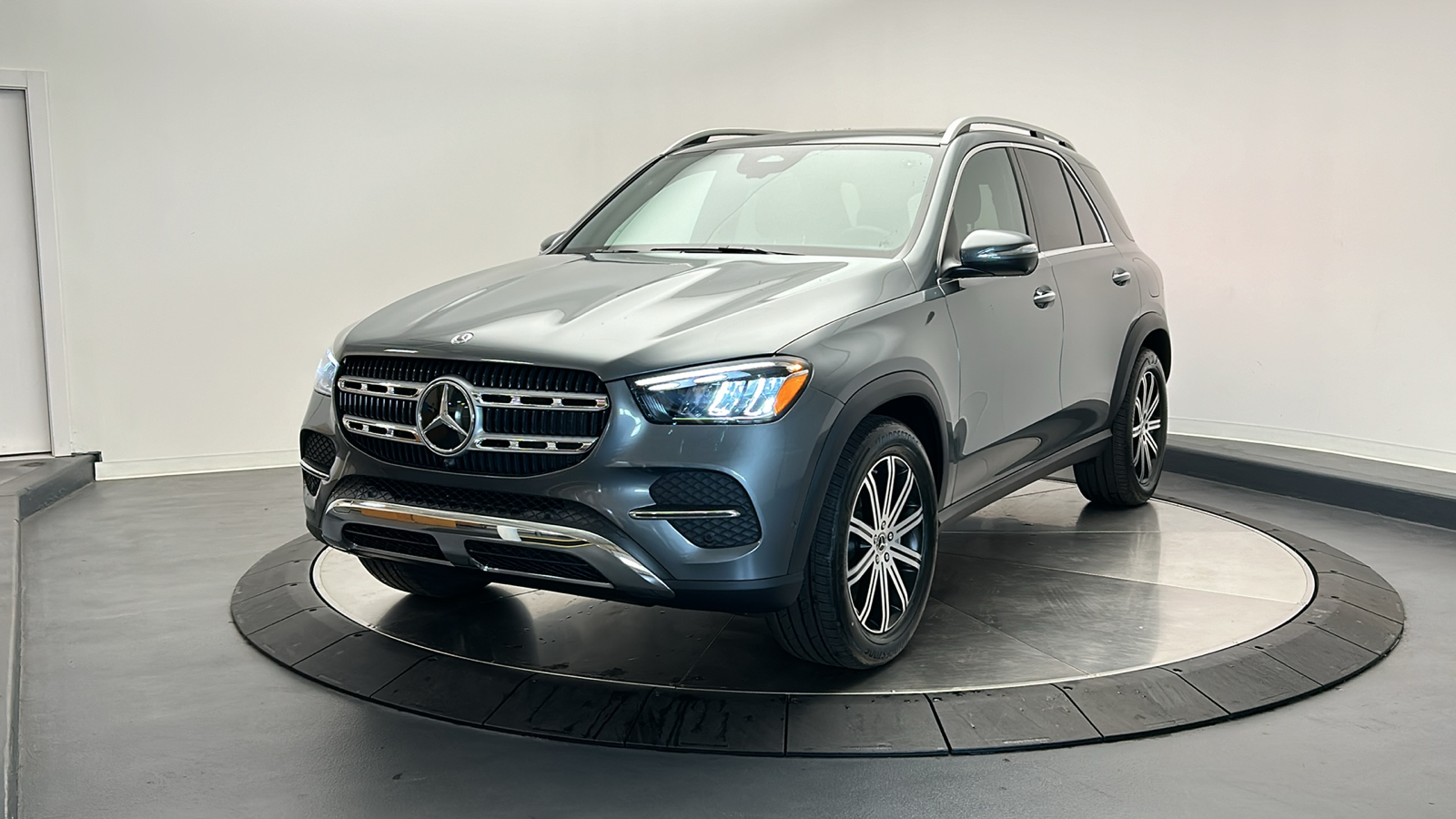 2025 Mercedes-Benz GLE GLE 450e 3