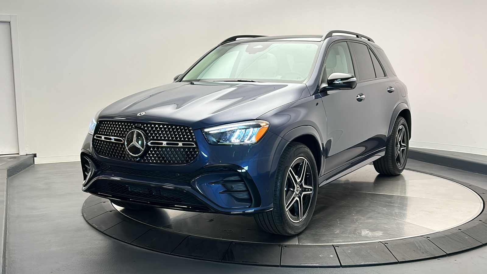 2025 Mercedes-Benz GLE GLE 450e 3