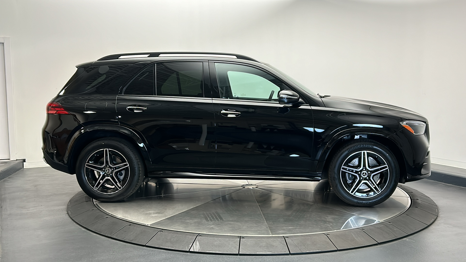 2025 Mercedes-Benz GLE GLE 450e 8