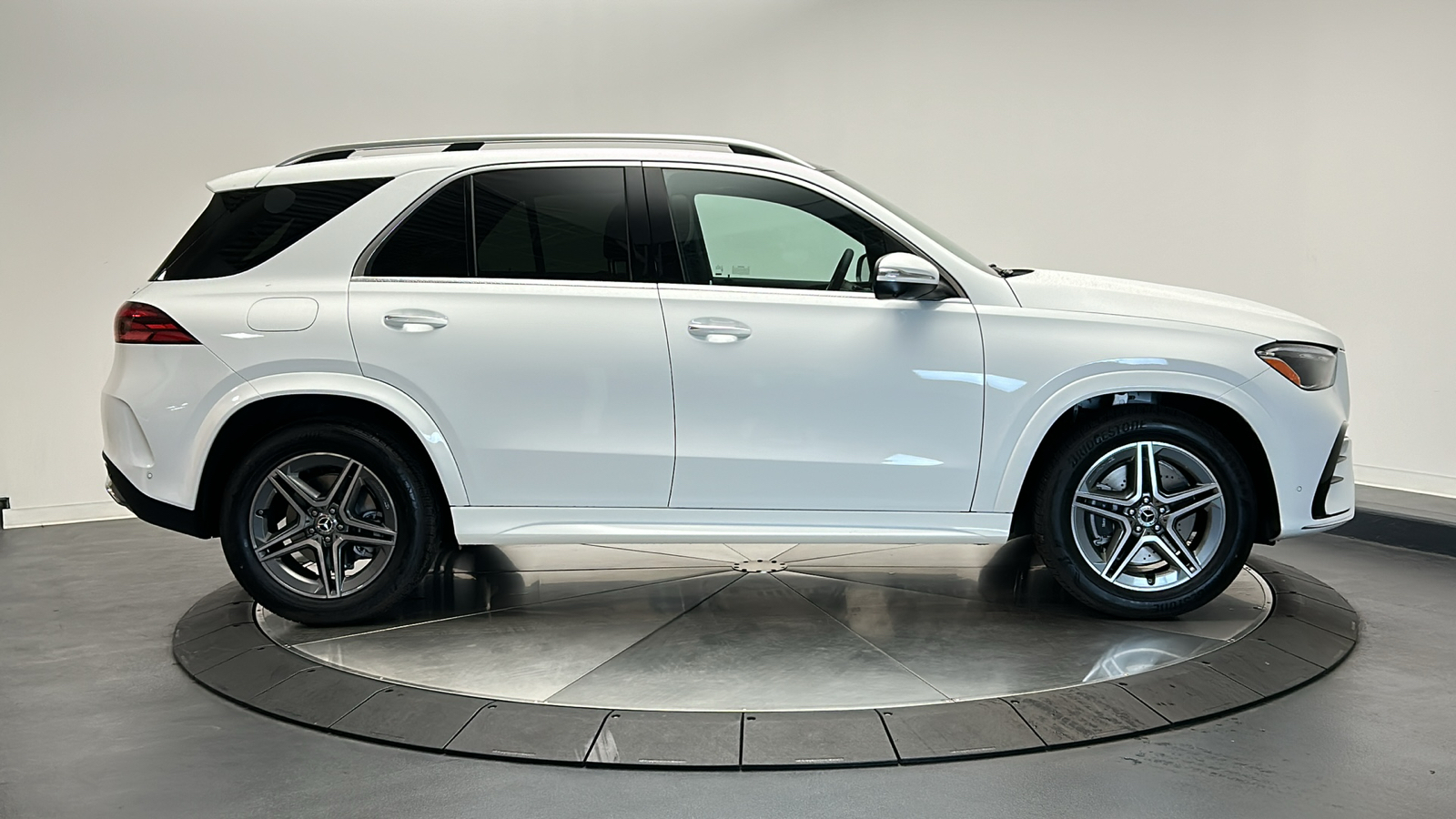 2025 Mercedes-Benz GLE GLE 450e 8