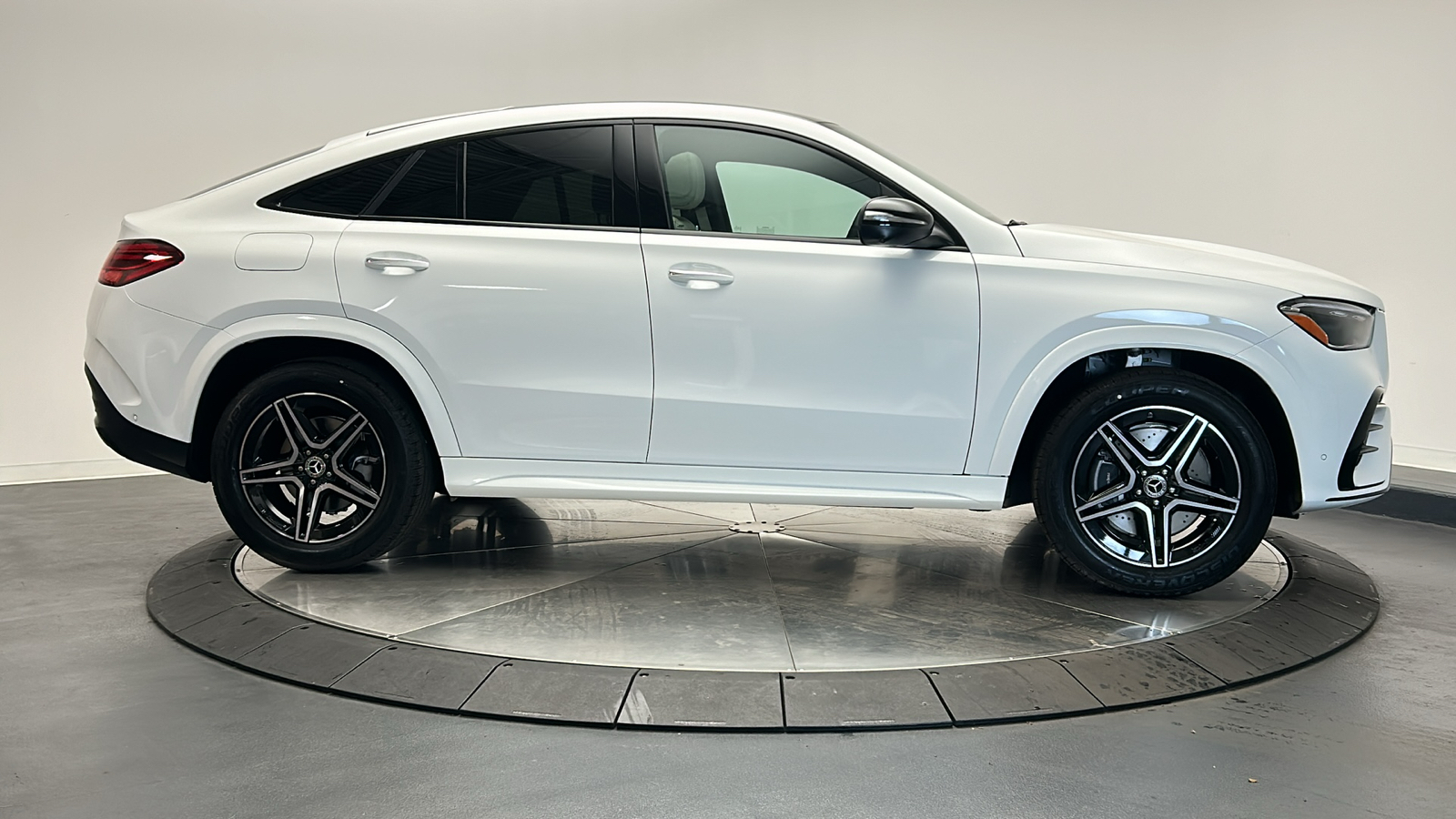 2025 Mercedes-Benz GLE GLE 450 8