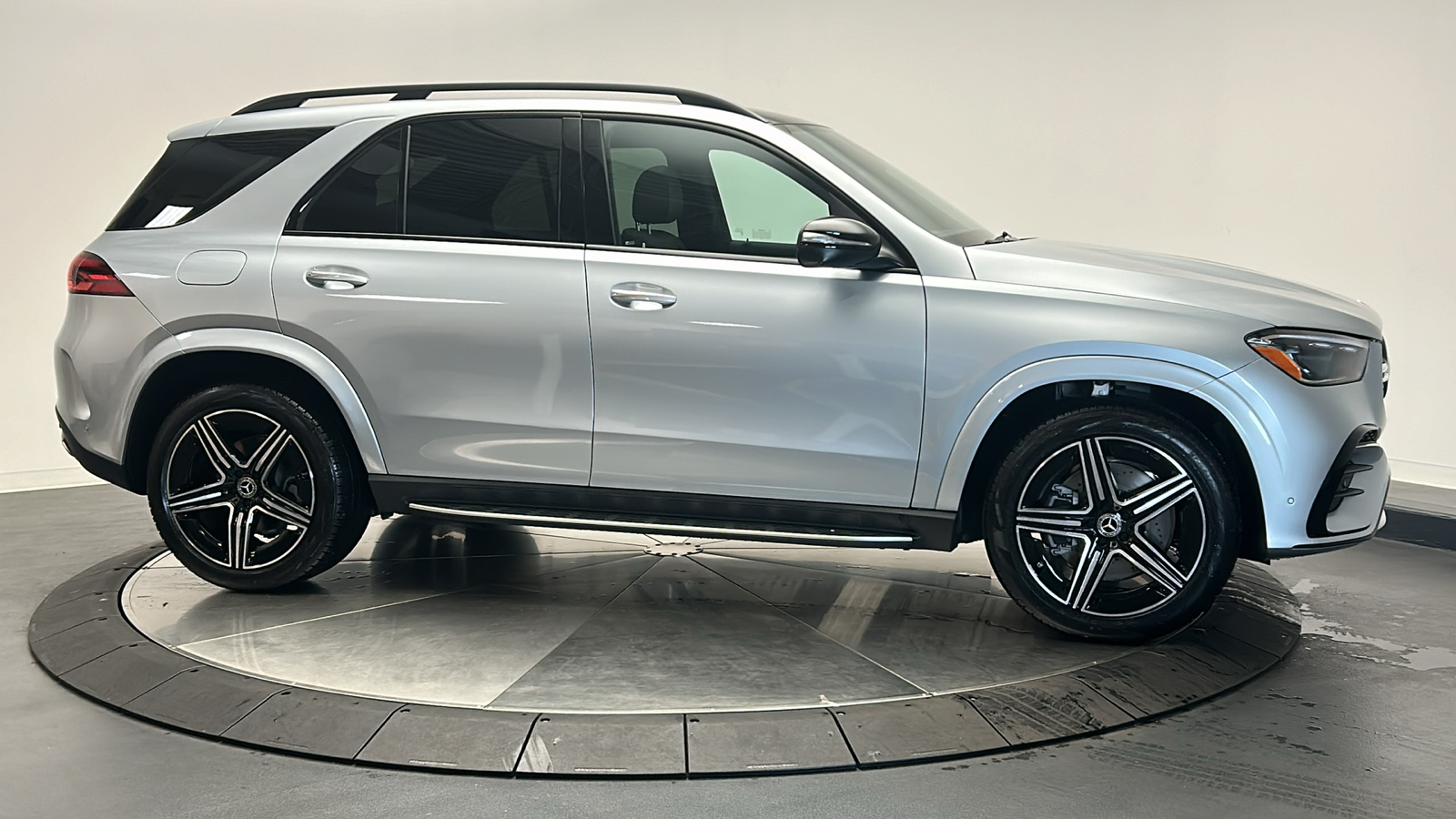 2025 Mercedes-Benz GLE GLE 450e 8