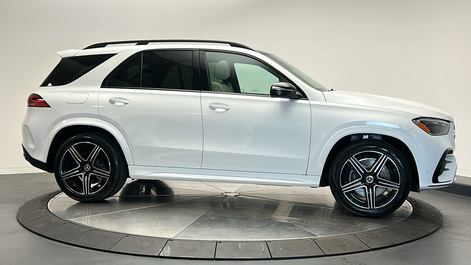 2025 Mercedes-Benz GLE GLE 450 8