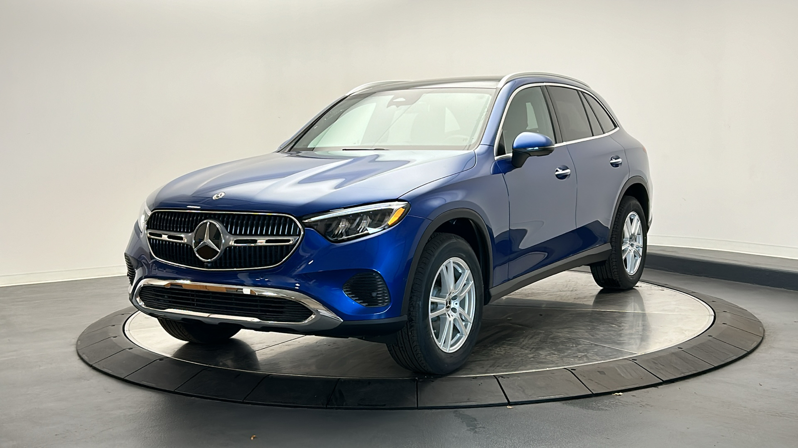 2025 Mercedes-Benz GLC GLC 300 3