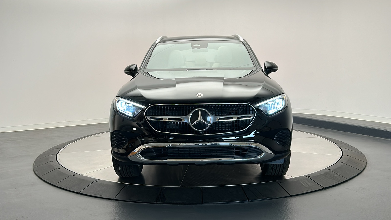 2025 Mercedes-Benz GLC GLC 300 2