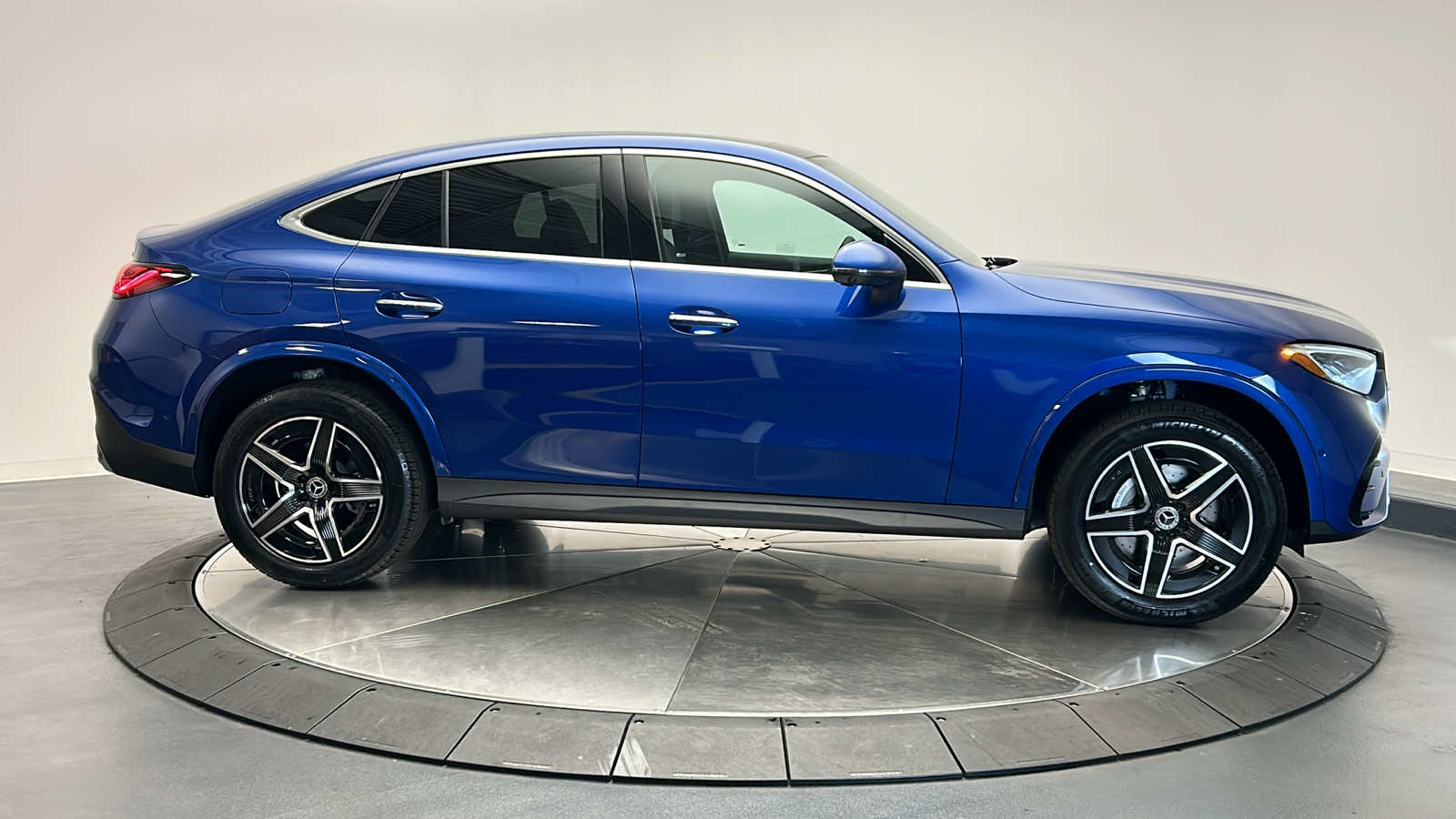 2025 Mercedes-Benz GLC GLC 300 Coupe 8