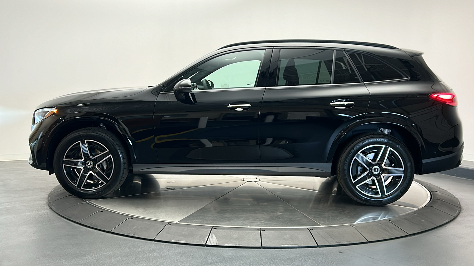 2025 Mercedes-Benz GLC GLC 300 4