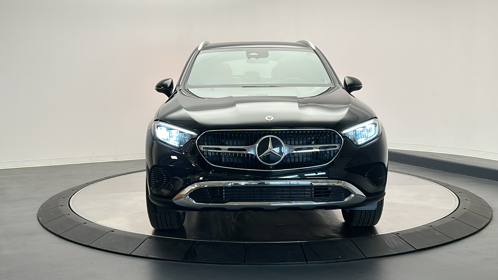 2025 Mercedes-Benz GLC GLC 300 2