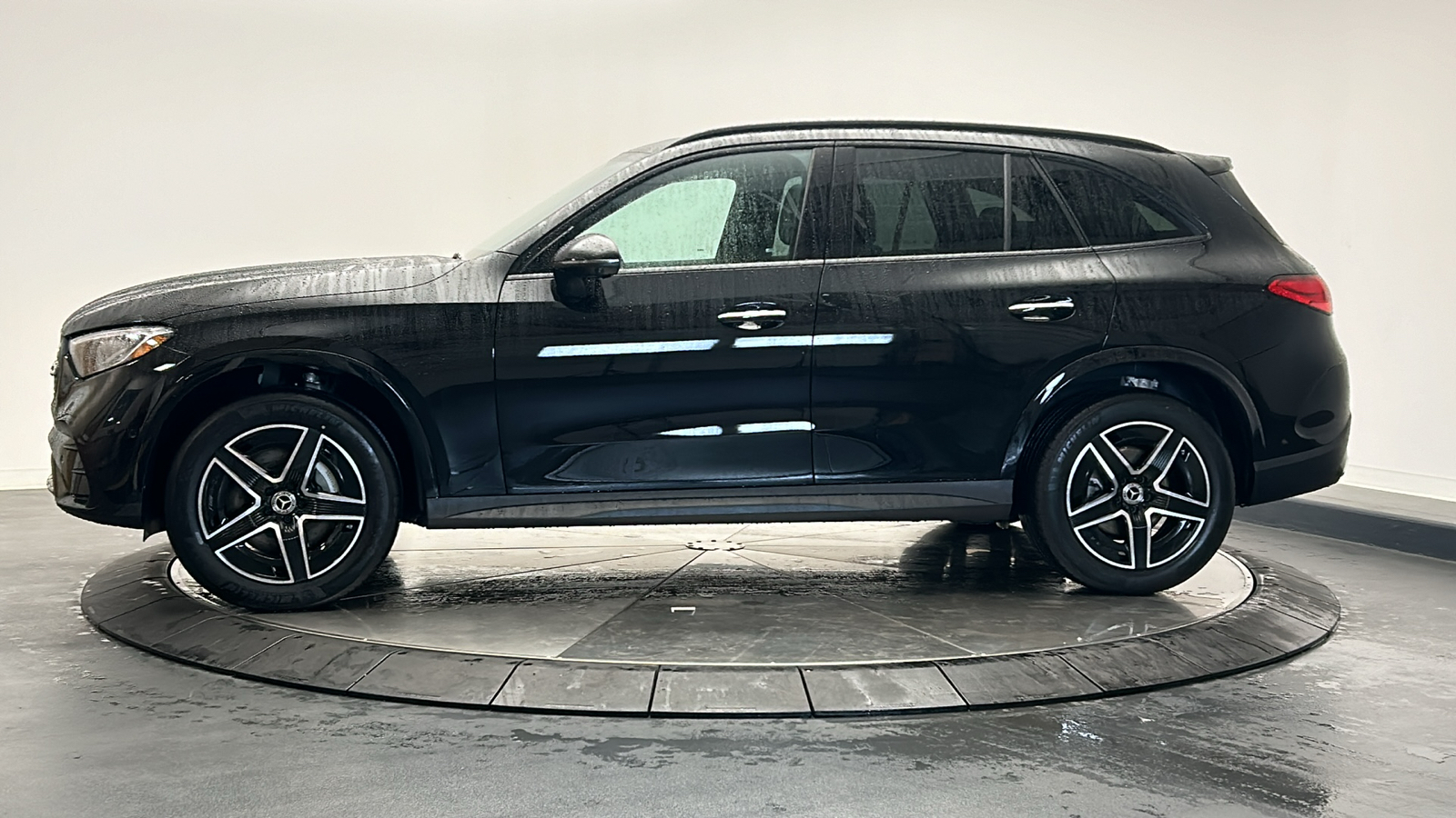 2025 Mercedes-Benz GLC GLC 300 4