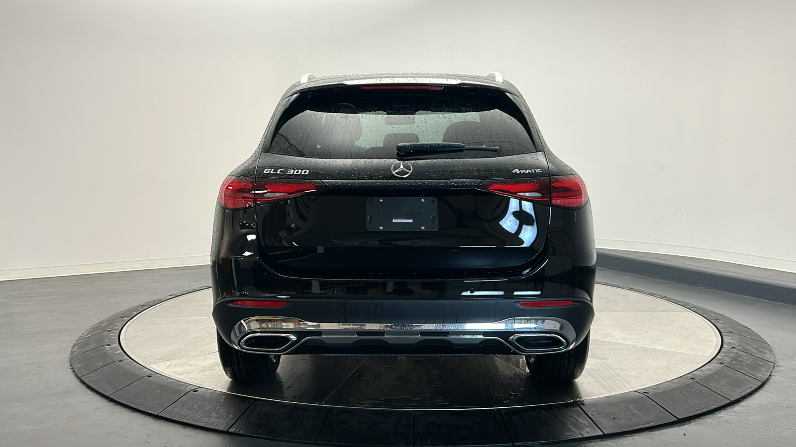 2025 Mercedes-Benz GLC GLC 300 6